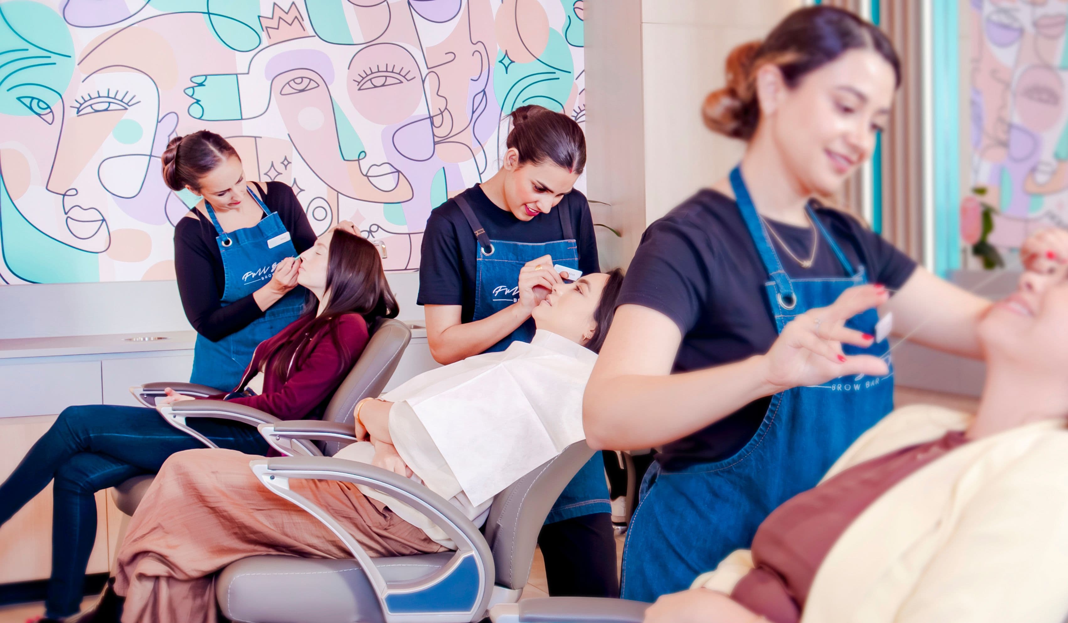 Full Brow Bar founder telling full brow bar story